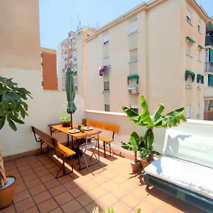 https://manuela-nogales-apartments.es-andalucia.com